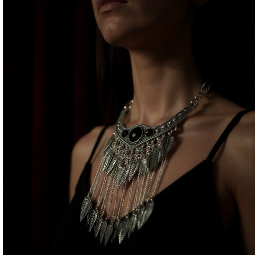 Chic Black and Silver Leaf Necklace
